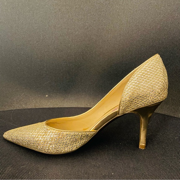Marc Fisher Women’s Heels - Picture 2 of 11